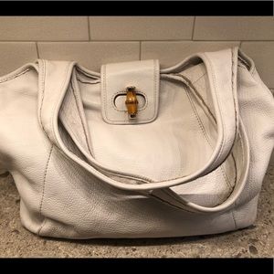 Talbots white leather shoulder bag.